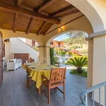 Tatil Evi Con Patio Esterno