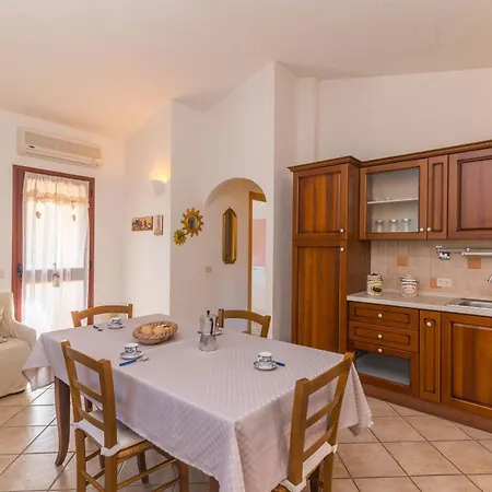 Tatil Evi Con Patio Esterno